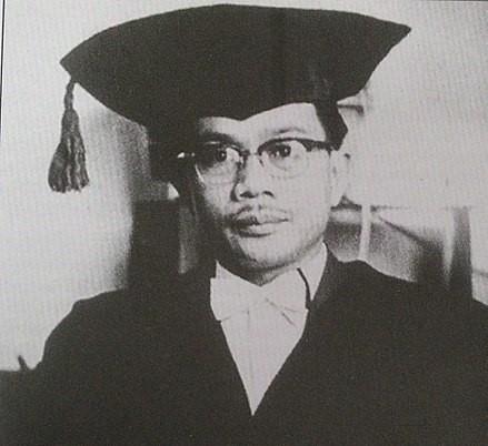 Prof. Dr. H. Achmad Sanusi, S.H., M.PA.