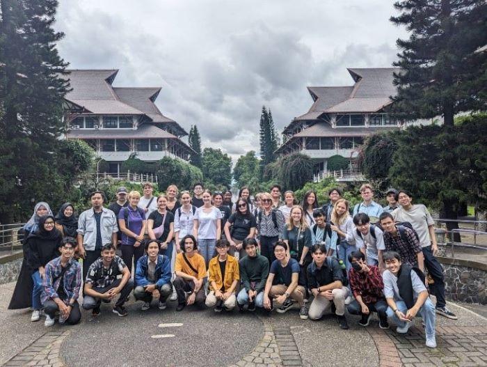 header image article