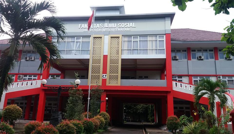 Universitas Negeri Semarang (UNNES) - Kota Semarang