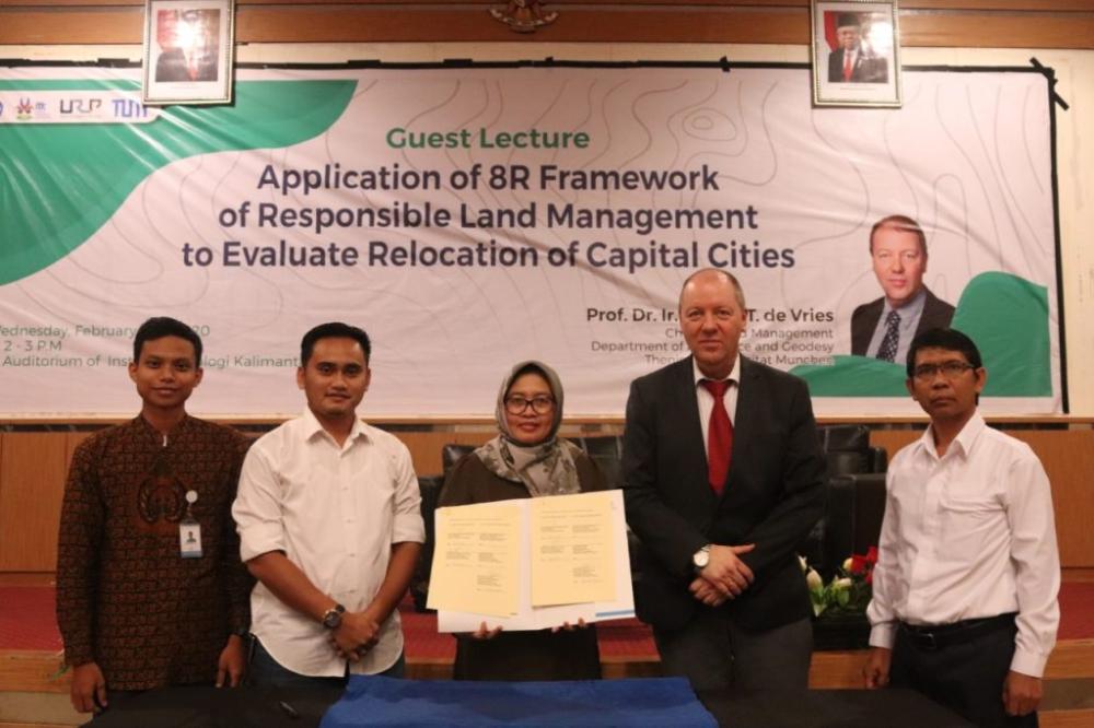 header image article