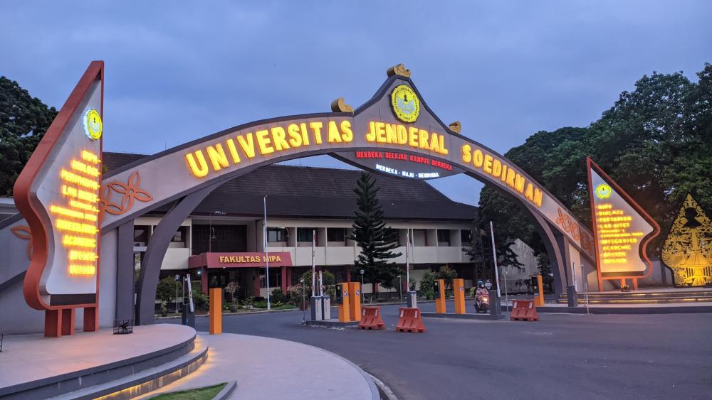 Foto Universitas