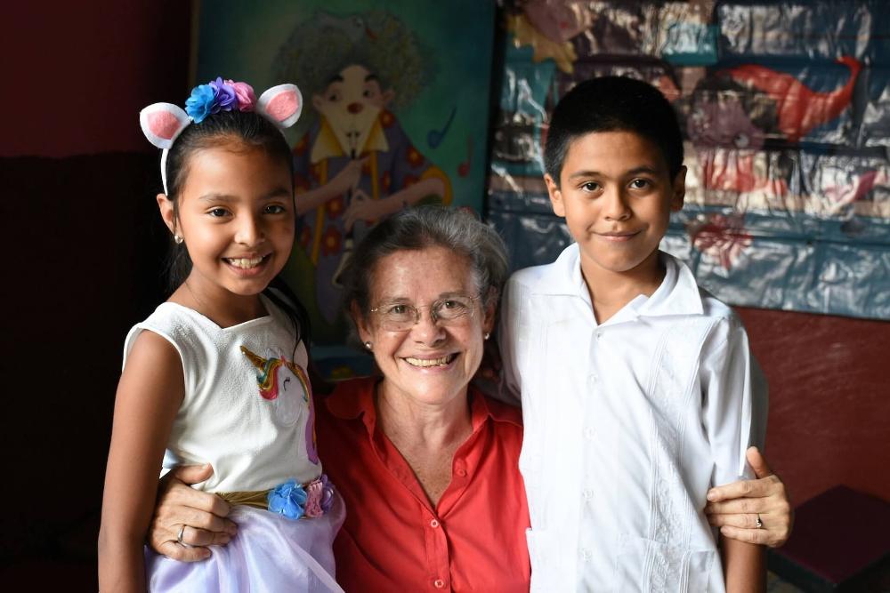 menjadi orang yang menyenangkan