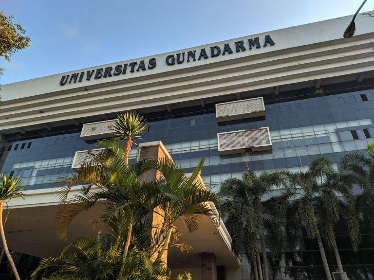 Foto Universitas