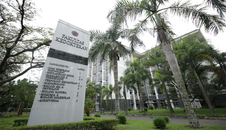 Universitas Gadjah Mada (UGM)