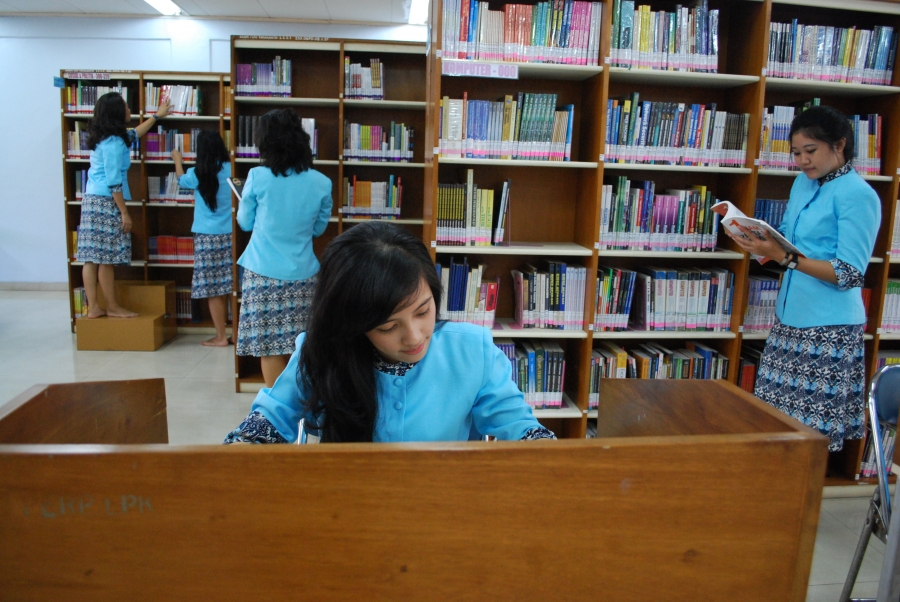 Sekolah Tinggi Ilmu Komunikasi Dan Sekretari Tarakanita (STARKI) - Aku ...